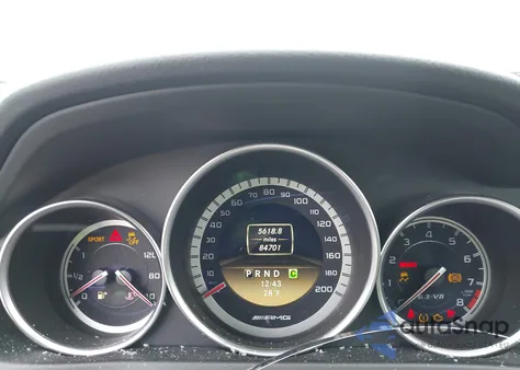 2012 Mercedes-Benz C 63 Amg z USA, uszkodzony, nr VIN WDDGF7HB1CA689580